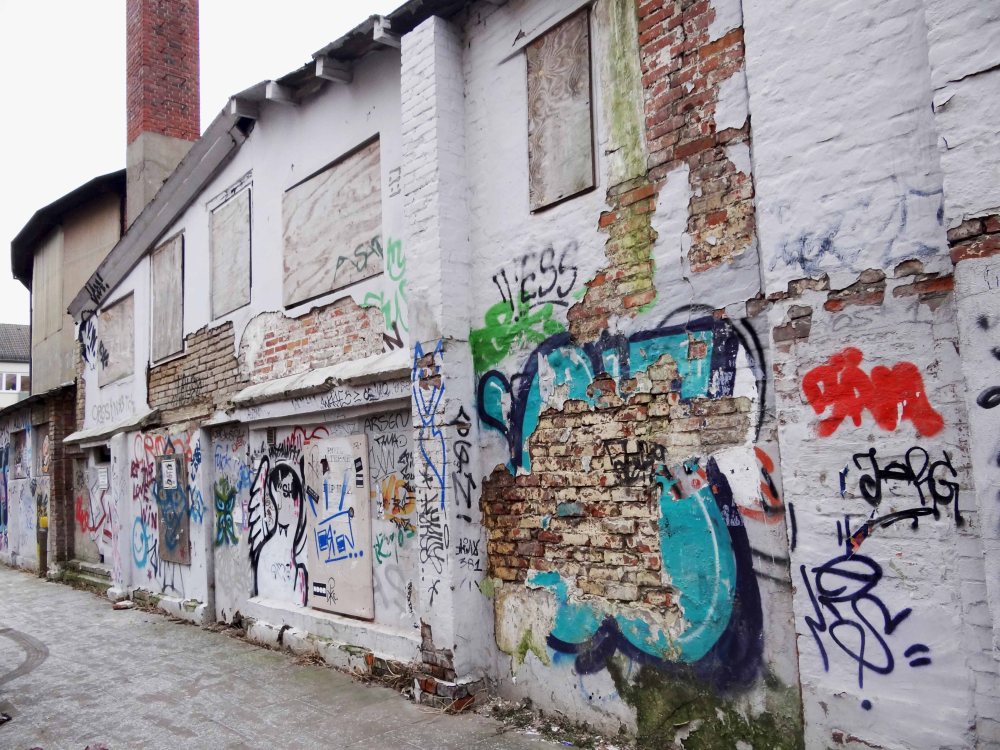 wand-ruine-graffiti-schilleroper-hamburg-st-pauli-geschichte-ruine-abriss-elbgangerin-streetart-urban-art-jpg